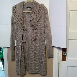 Sioni Knit Sweater Brown. Size small crochet look very nice.